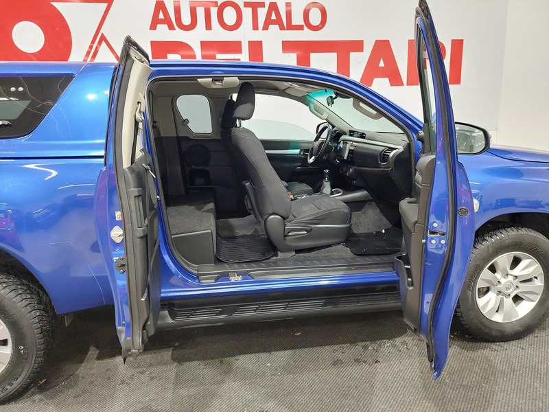 Toyota Hilux vaihtoauto