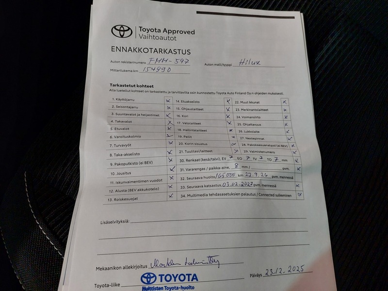 Toyota Hilux vaihtoauto