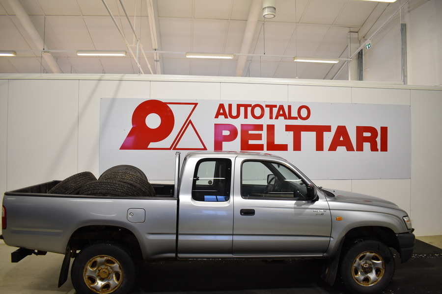 Toyota Hilux vaihtoauto