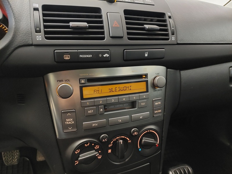 Toyota Avensis vaihtoauto