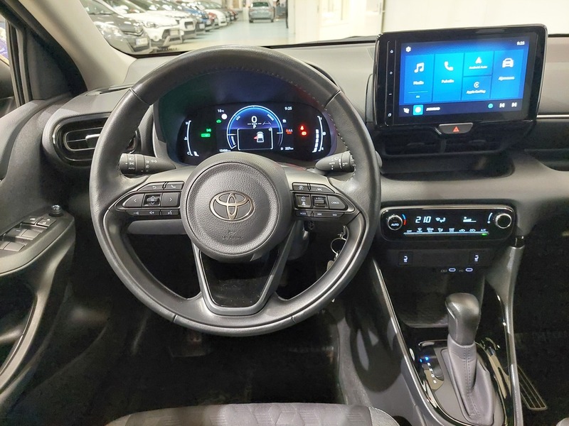 Toyota Yaris vaihtoauto