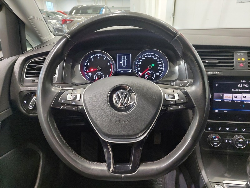 Volkswagen Golf vaihtoauto