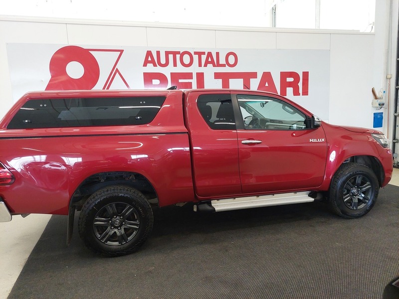 Toyota Hilux vaihtoauto