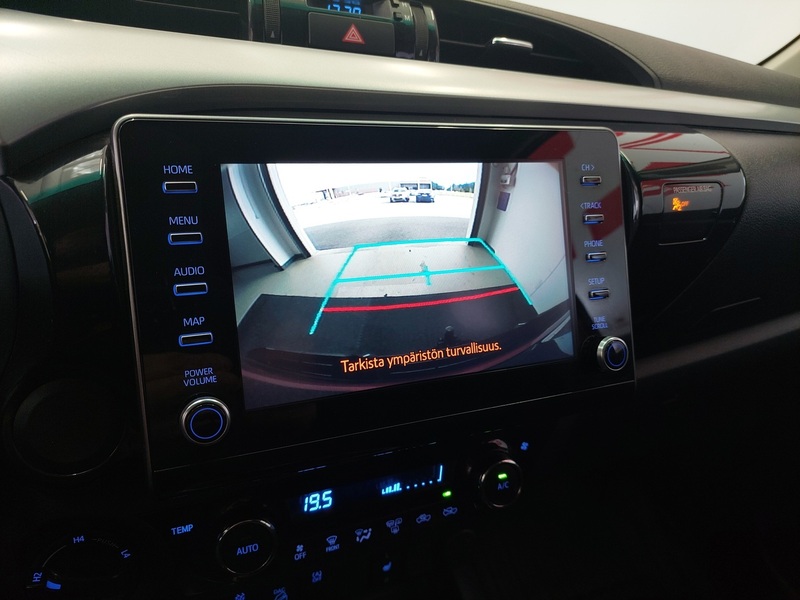 Toyota Hilux vaihtoauto