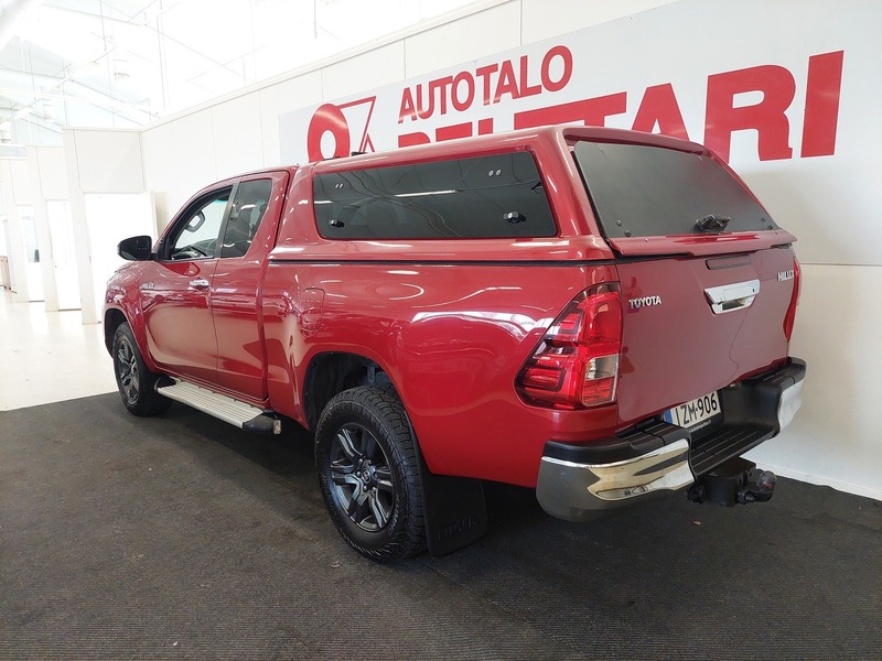 Toyota Hilux vaihtoauto