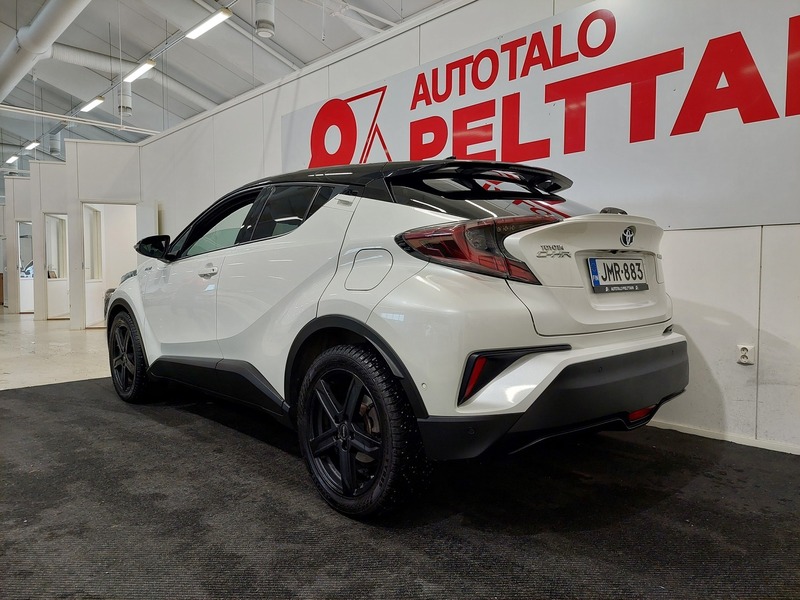 Toyota C-HR vaihtoauto