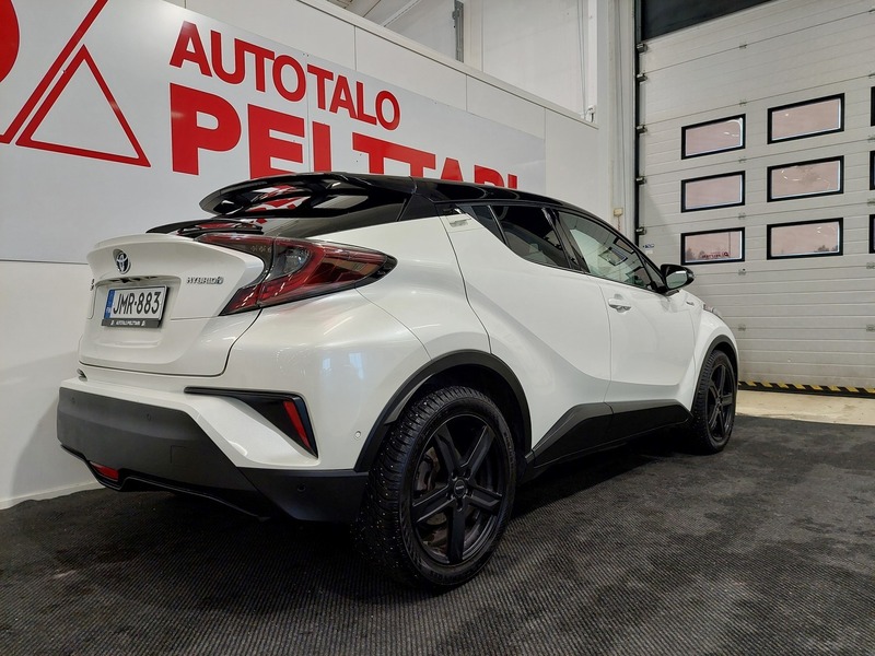 Toyota C-HR vaihtoauto