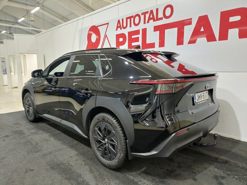 Toyota bZ4X vaihtoauto