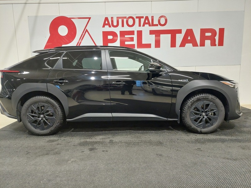 Toyota bZ4X vaihtoauto