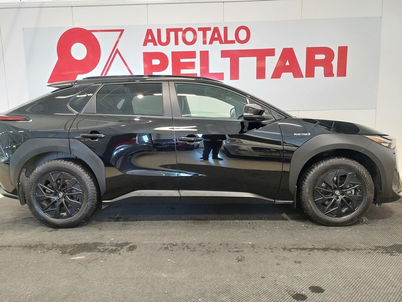 Toyota bZ4X vaihtoauto