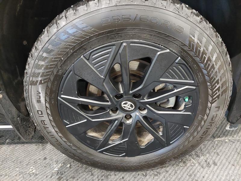 Toyota bZ4X vaihtoauto