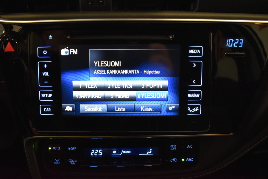 Toyota Auris vaihtoauto