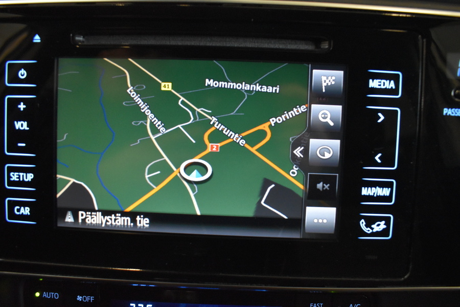 Toyota Auris vaihtoauto