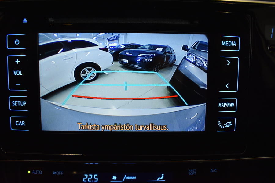 Toyota Auris vaihtoauto