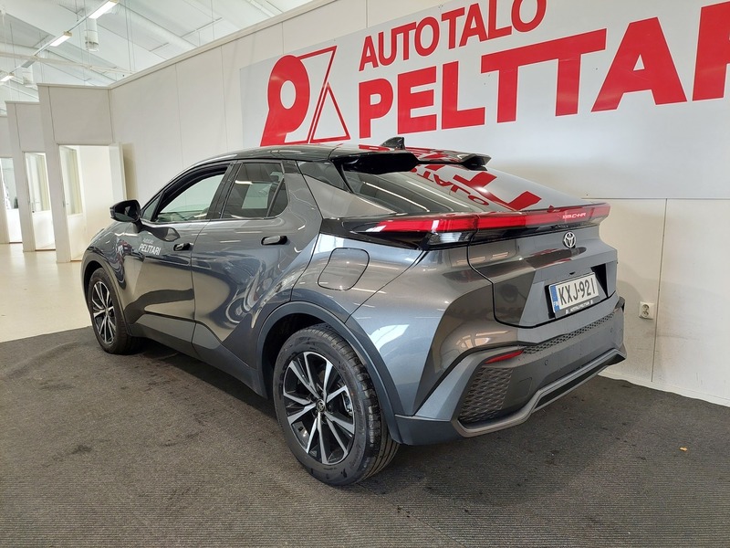 Toyota C-HR vaihtoauto