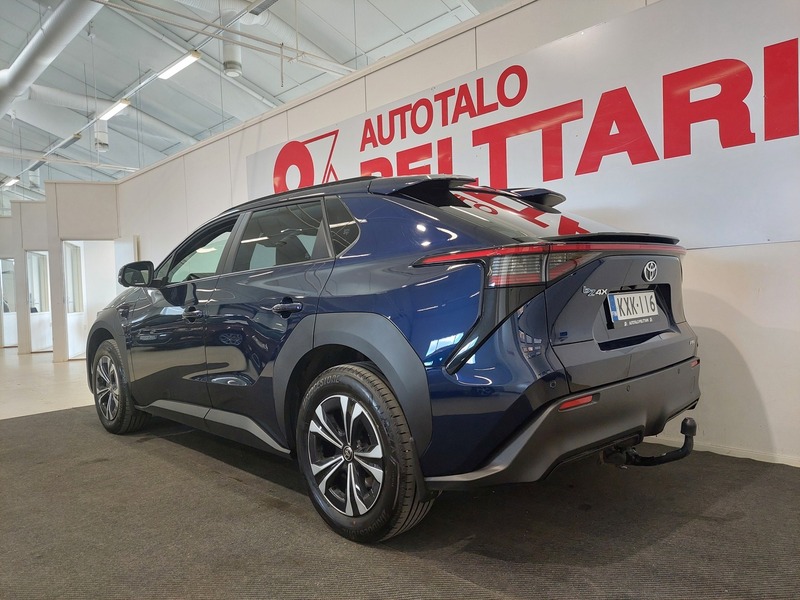 Toyota bZ4X vaihtoauto