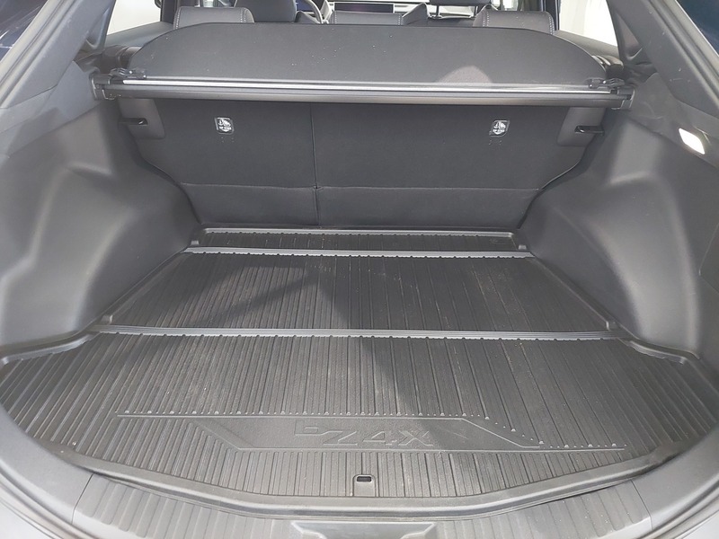 Toyota bZ4X vaihtoauto