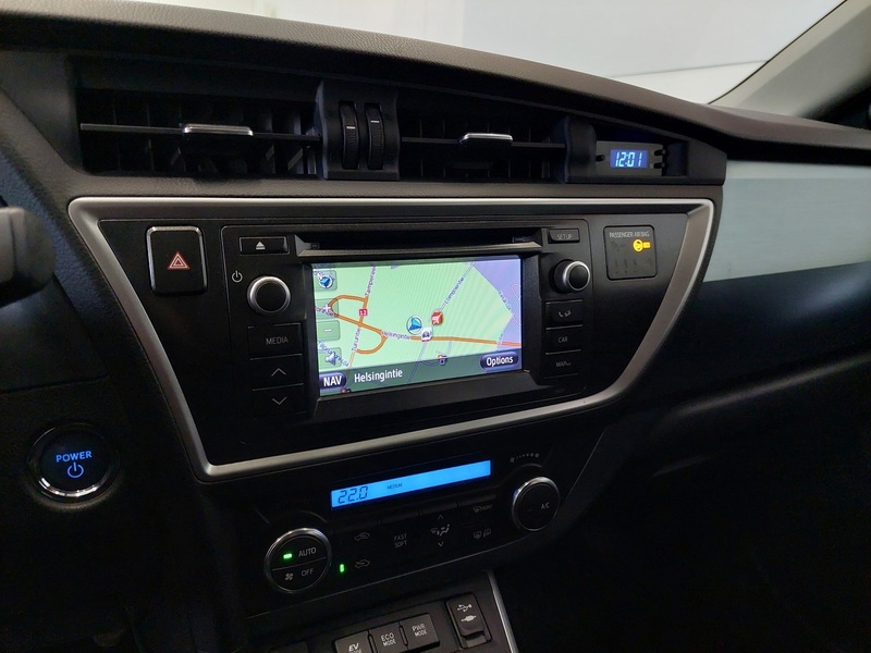 Toyota Auris vaihtoauto