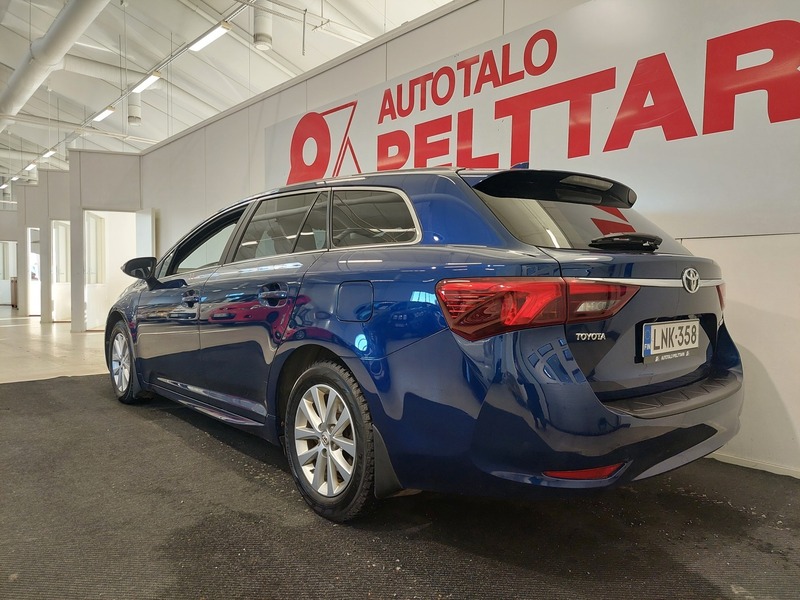 Toyota Avensis vaihtoauto