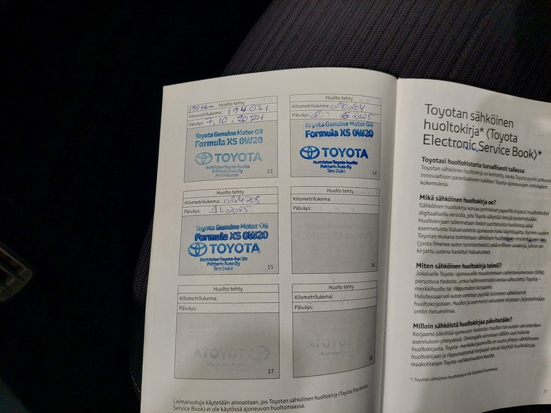 Toyota Avensis vaihtoauto