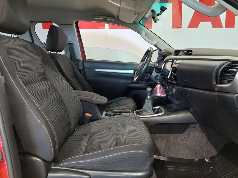 Toyota Hilux vaihtoauto