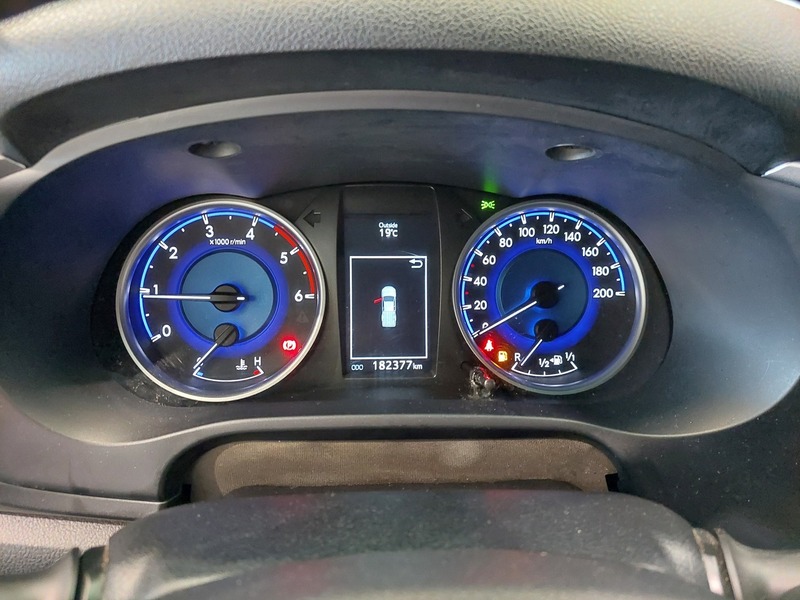 Toyota Hilux vaihtoauto