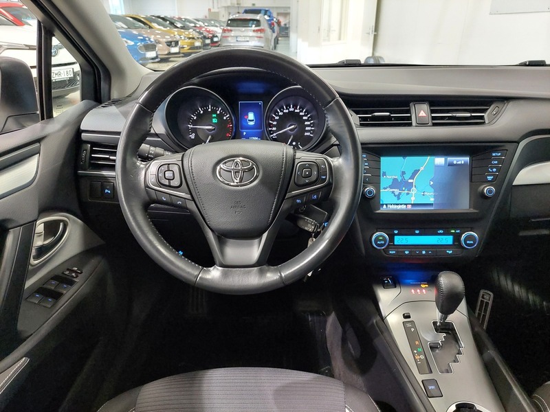 Toyota Avensis vaihtoauto