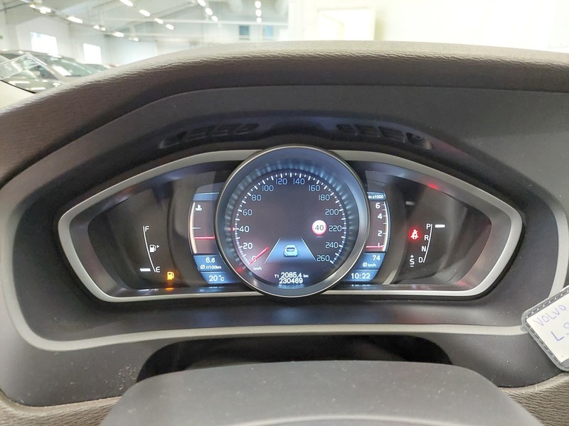 Volvo V40 vaihtoauto