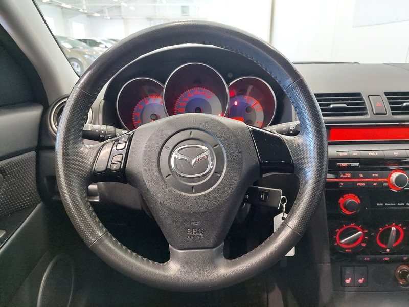 Mazda 3 vaihtoauto