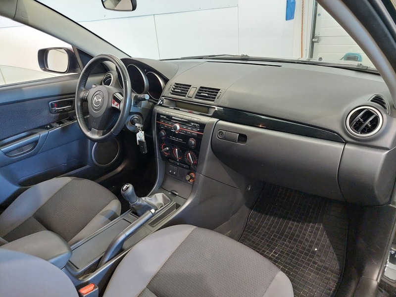 Mazda 3 vaihtoauto