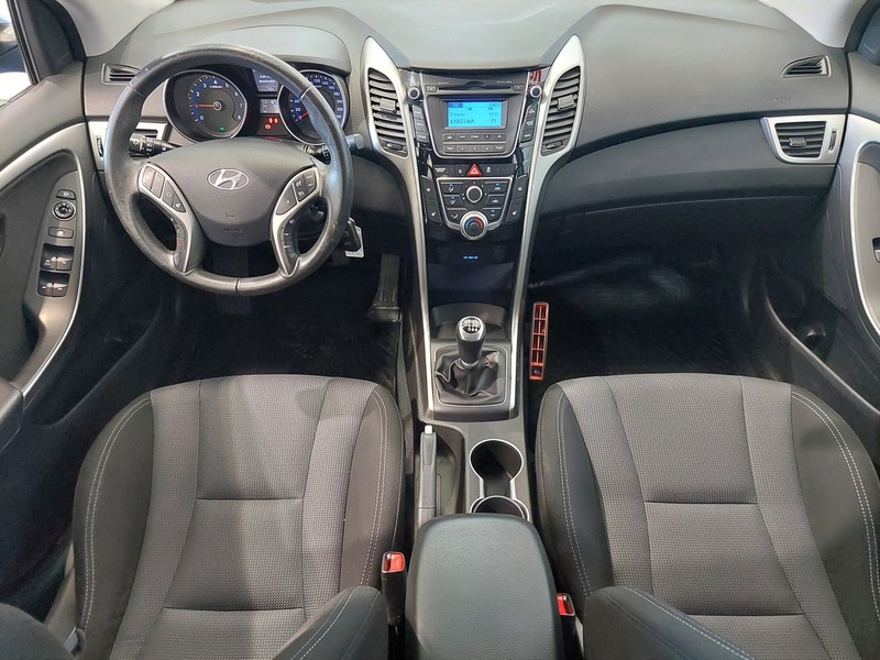 Hyundai i30 5d vaihtoauto