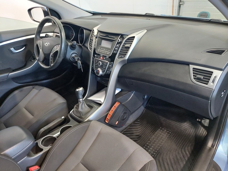 Hyundai i30 5d vaihtoauto