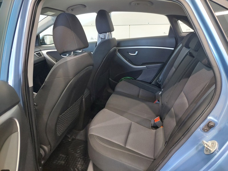 Hyundai i30 5d vaihtoauto