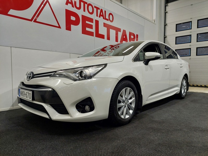 Toyota Avensis vaihtoauto
