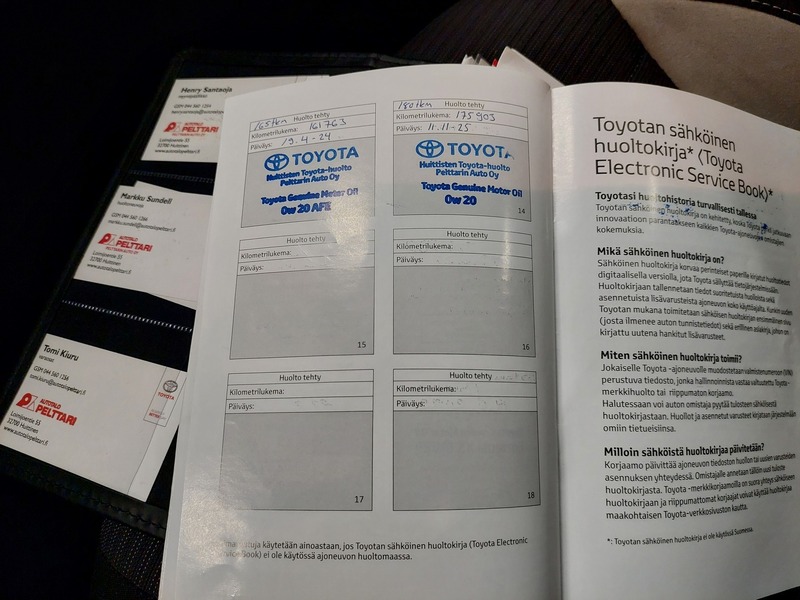 Toyota Avensis vaihtoauto