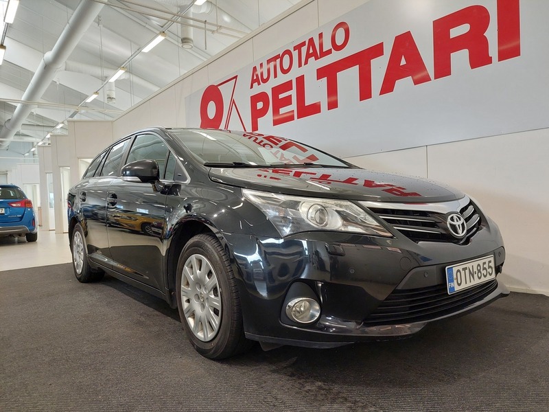 Toyota Avensis vaihtoauto
