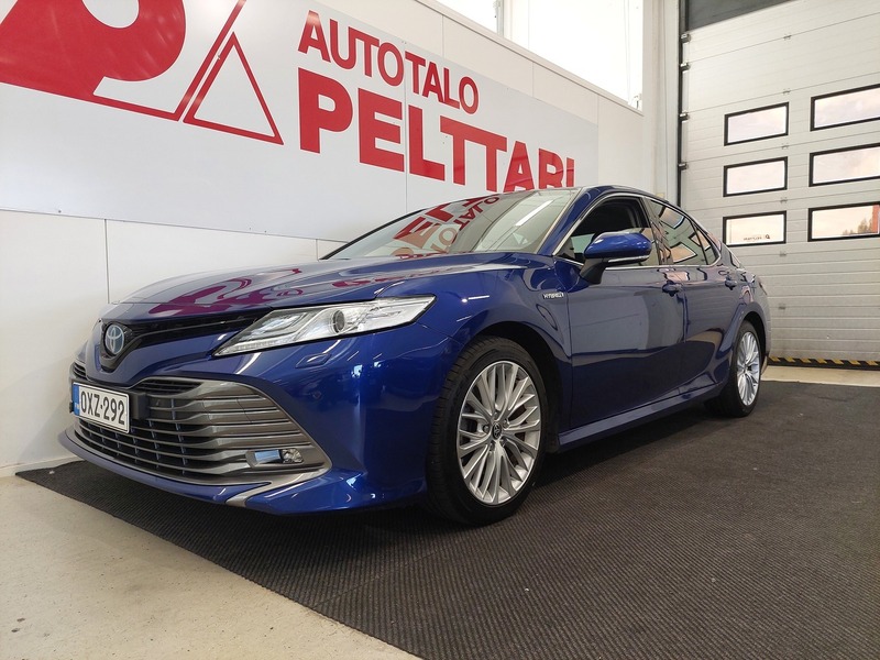 Toyota Camry vaihtoauto