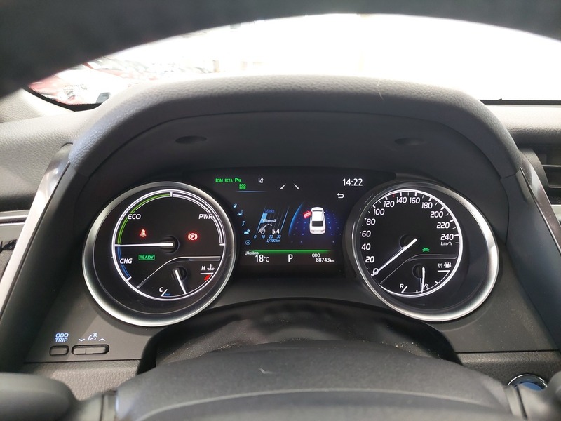 Toyota Camry vaihtoauto