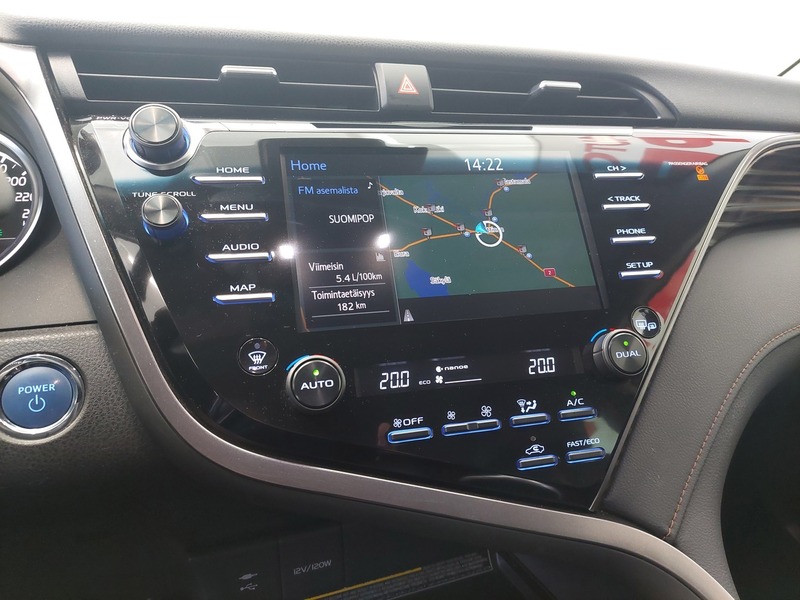 Toyota Camry vaihtoauto