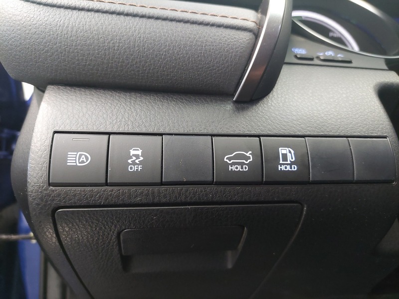 Toyota Camry vaihtoauto