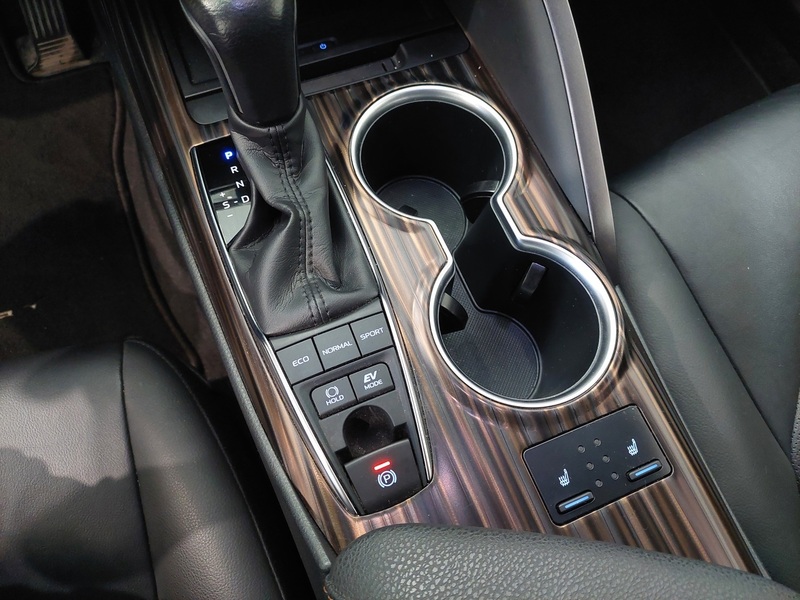 Toyota Camry vaihtoauto