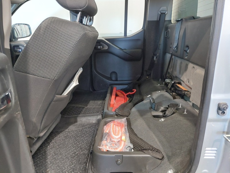 Nissan Navara vaihtoauto