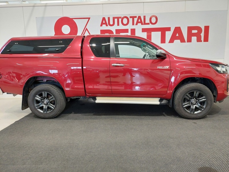 Toyota Hilux vaihtoauto