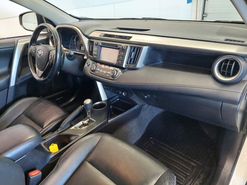 Toyota RAV4 vaihtoauto