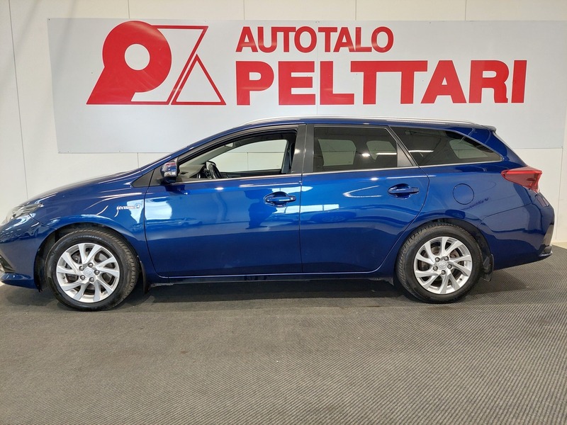 Toyota Auris vaihtoauto