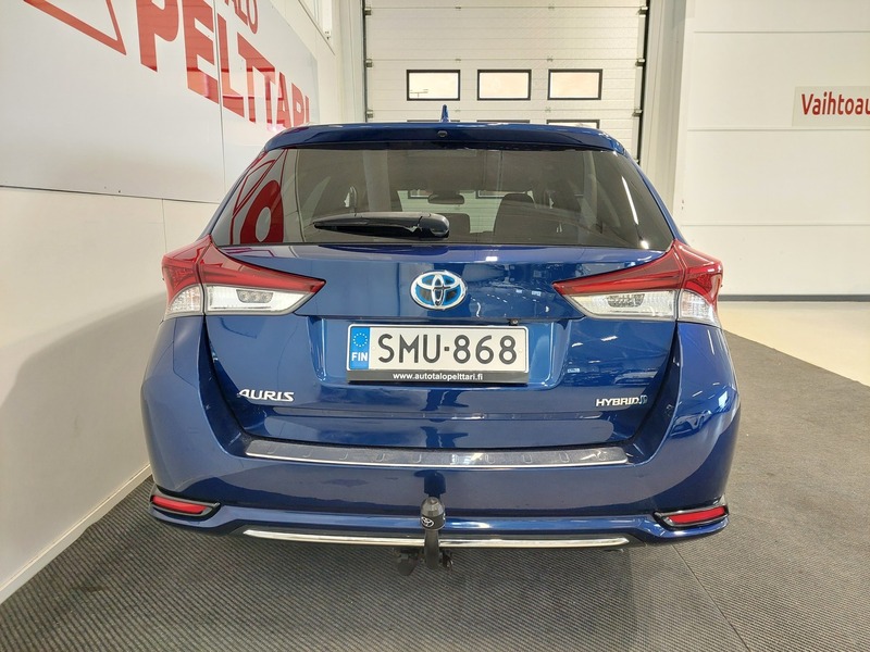 Toyota Auris vaihtoauto