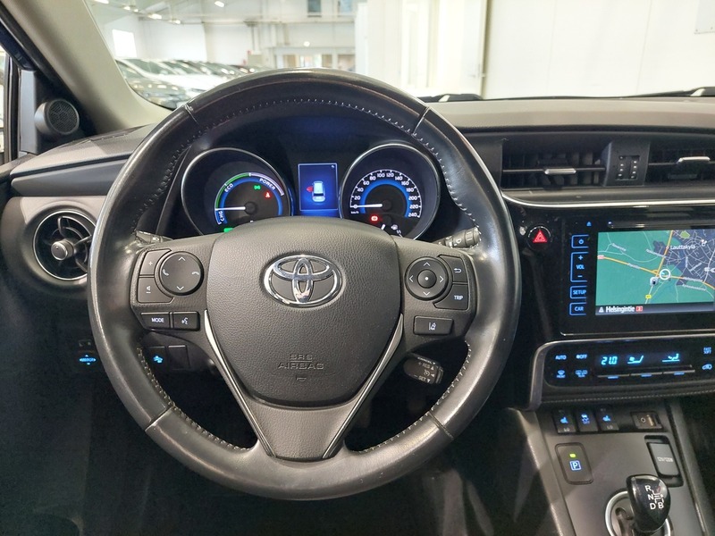 Toyota Auris vaihtoauto