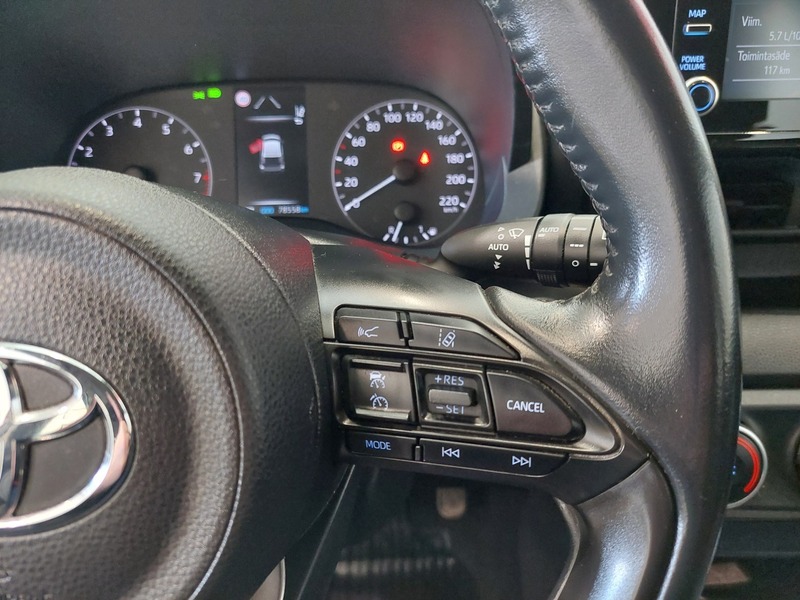 Toyota Yaris vaihtoauto