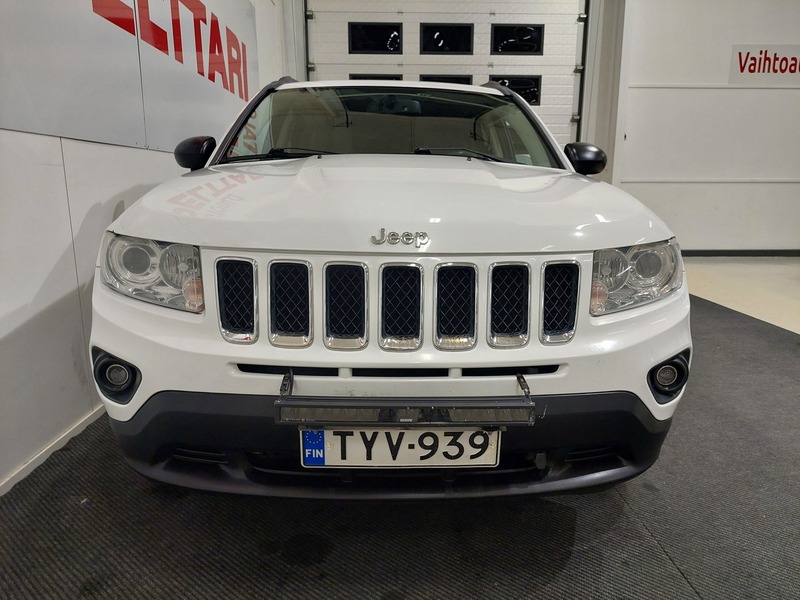 Jeep Compass vaihtoauto