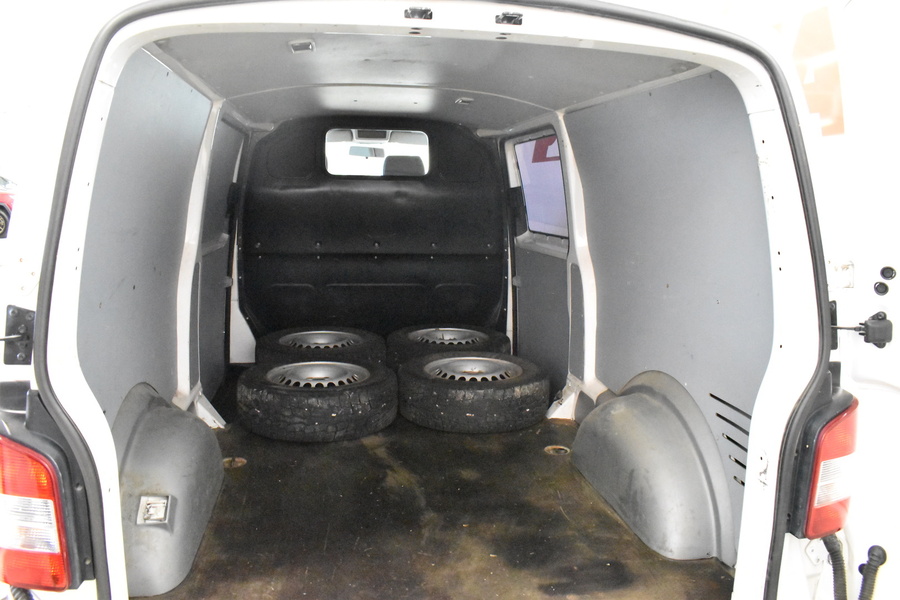 Volkswagen Transporter vaihtoauto